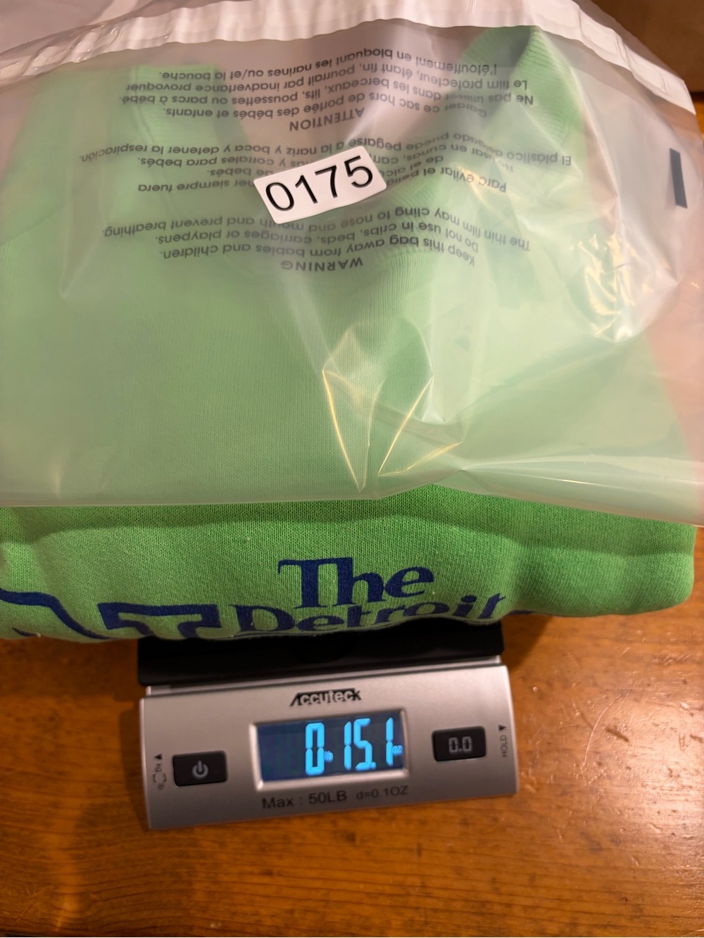 Fruit of the Loom Made IN THE USA Vintage Green Detroit News Crewneck Sweatshirt - Picture 6 of 6